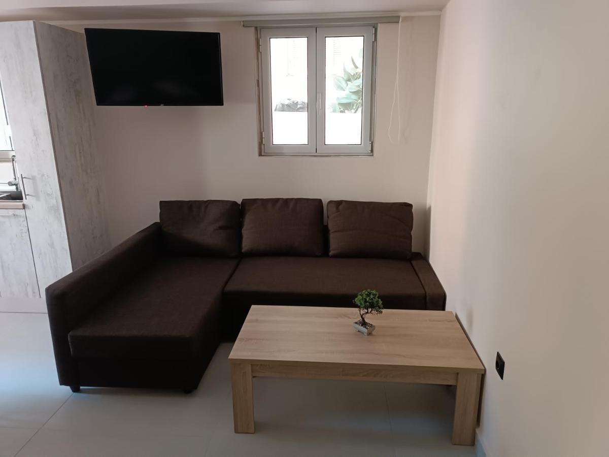 Newly Renovated Apartment Next To The Port Corfu  Екстер'єр фото